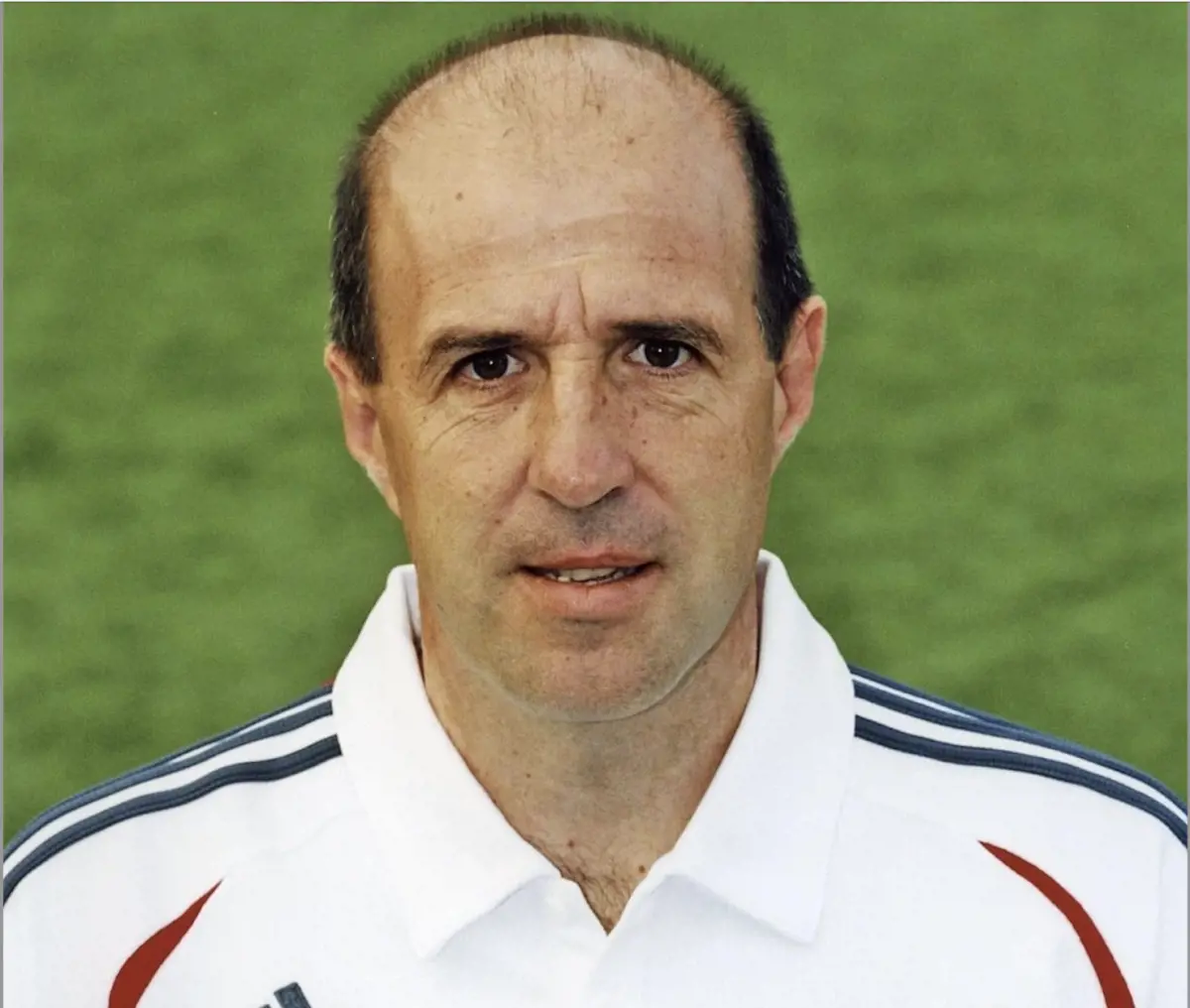 José Manuel Ochotorena, ex portero del Real Madrid y Liverpool y leyenda del fútbol español, ha fallecido.